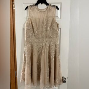 Elegant Beige Midi Dress